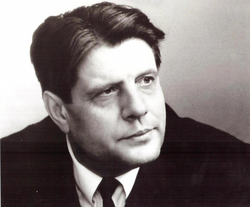 Науменко Иван Яковлевич (1925-2006) - народный писатель Беларуси, уроженец г. Василевичи Речицкого района